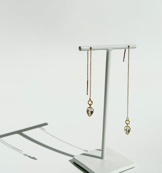 SEREINE chain earrings with white topaz