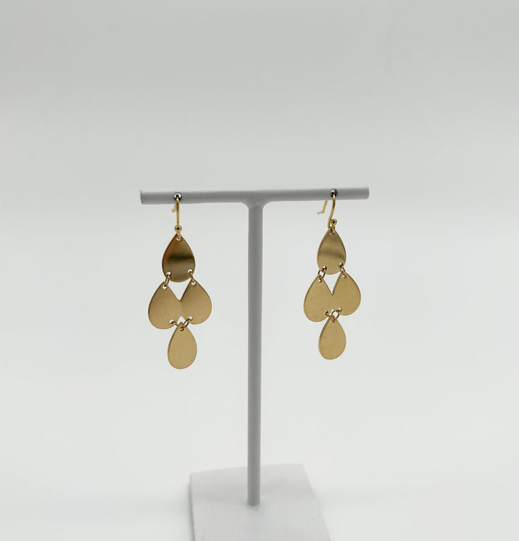 ELEMENTS long earrings