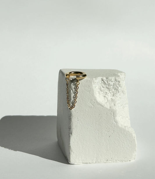 BABE earcuff with chain