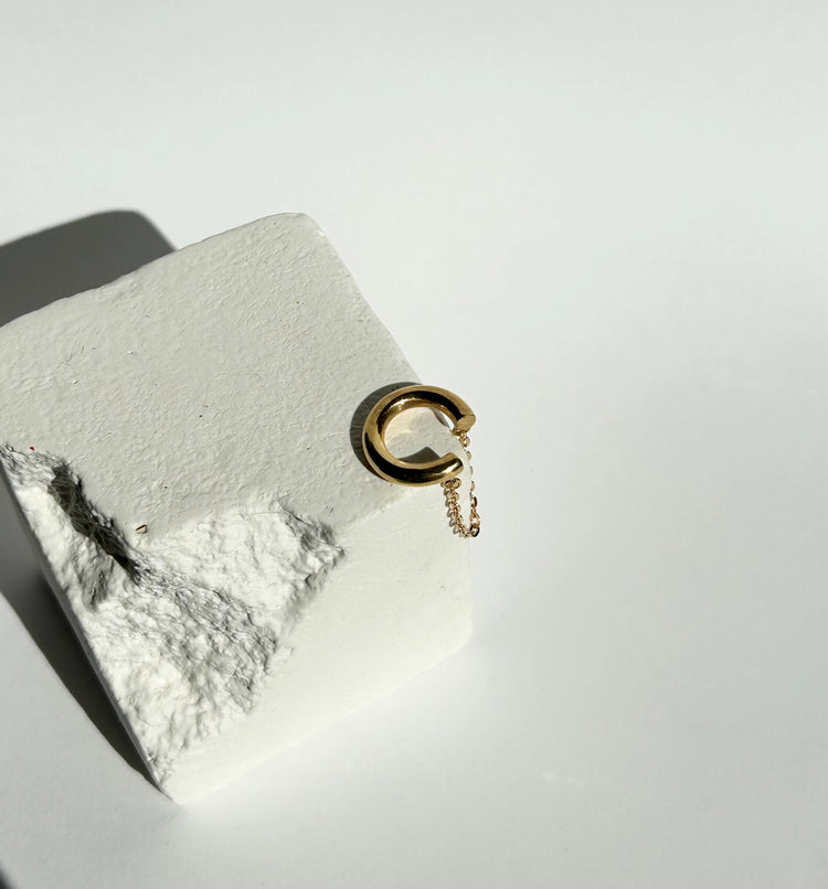 BABE earcuff with chain