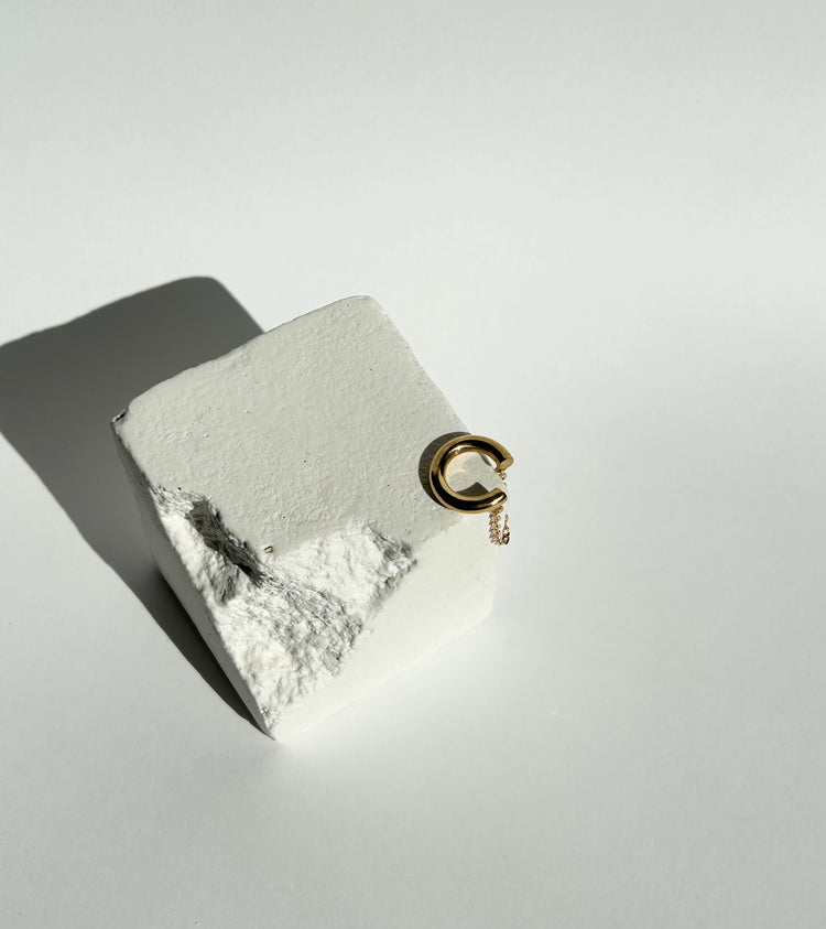 BABE earcuff with chain