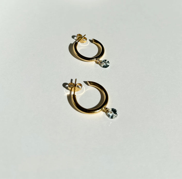 DROPS hoops with aquamarines