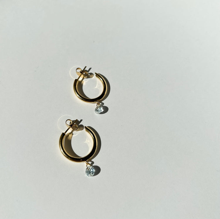 DROPS hoops with aquamarines