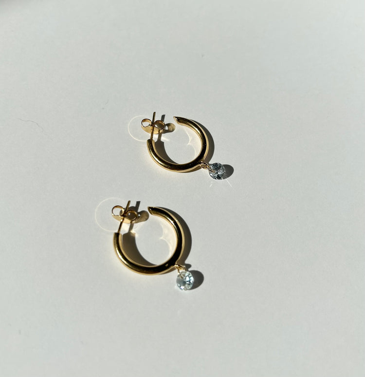 DROPS hoops with aquamarines