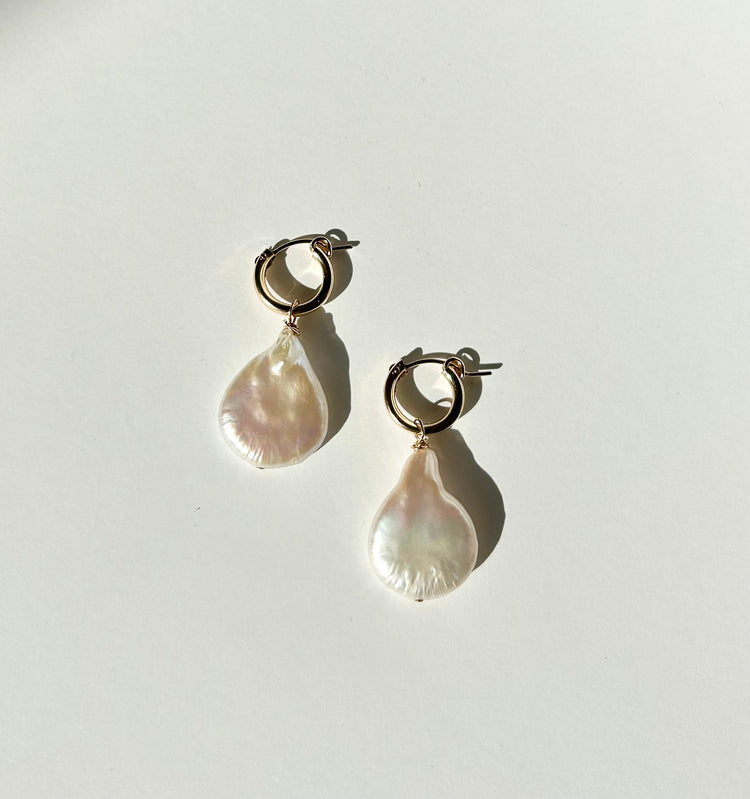 CALLIOPE earrings with baroque pearls