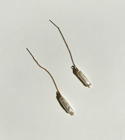 LOU earrings with baroque pearls