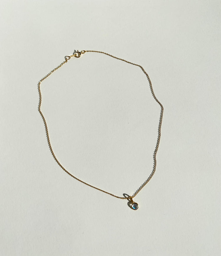 LUNE necklace with moonstone