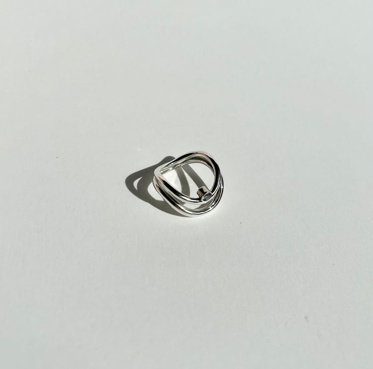 ÉCUME silver ring with tanzanite