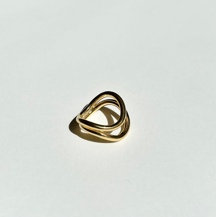 NAUTILUS wavy ring