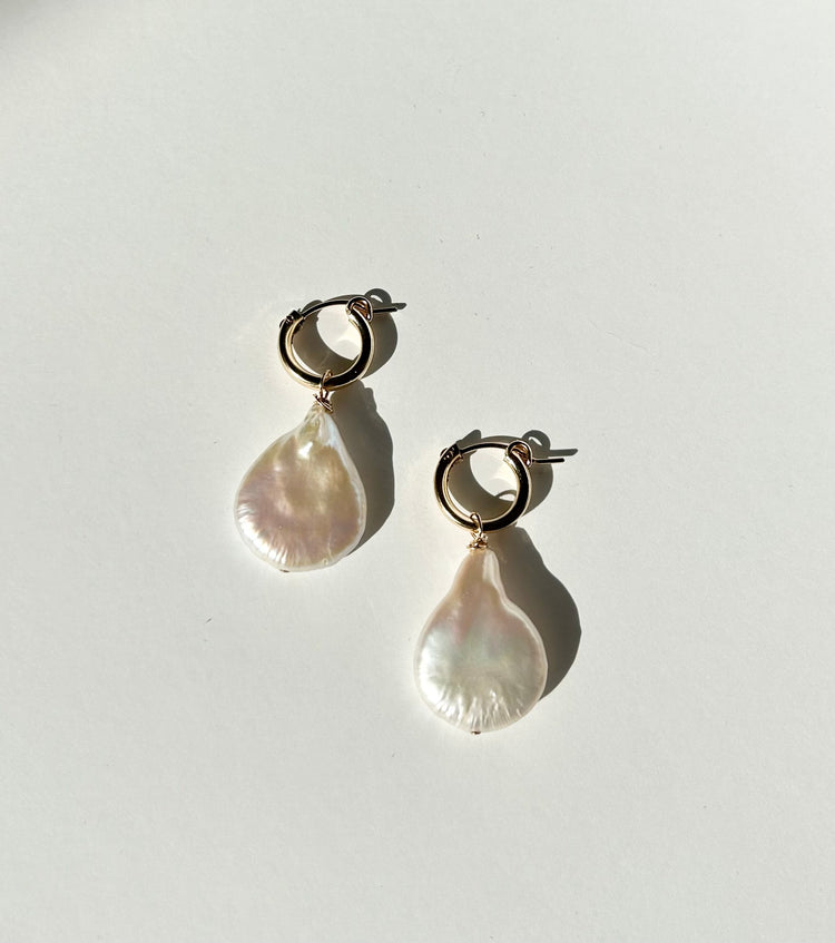 CALLIOPE earrings with baroque pearls